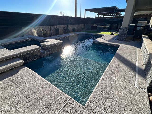 12598 CLOCKER, El Paso, TX 79928
