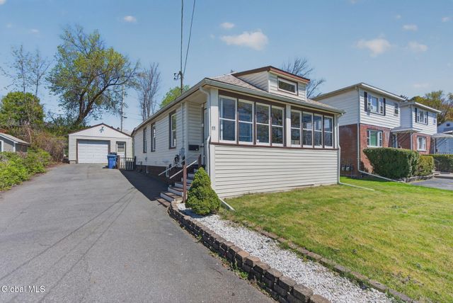 55 Pleasantview Avenue, Albany, NY 12203