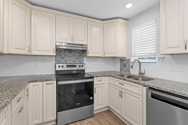 1107 Cypress Street, Diboll, TX 75941