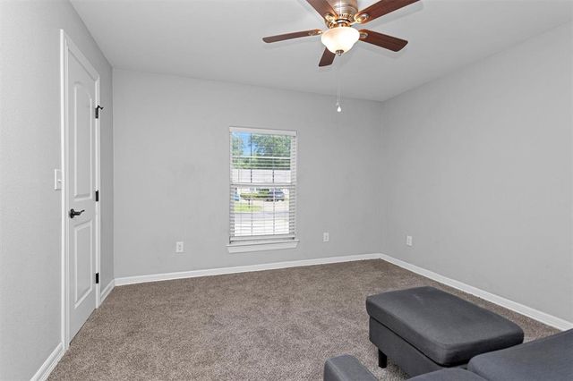 1107 Cypress Street, Diboll, TX 75941