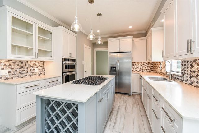 755 Last Arrow Drive, Houston, TX 77079