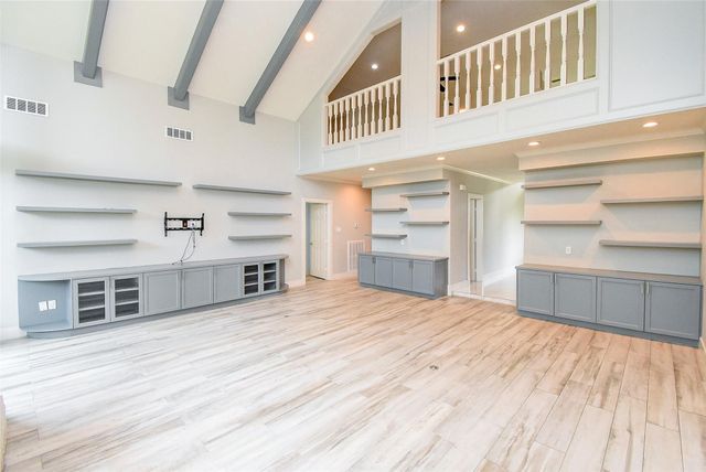 755 Last Arrow Drive, Houston, TX 77079
