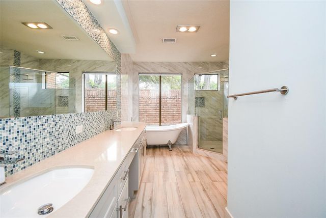 755 Last Arrow Drive, Houston, TX 77079