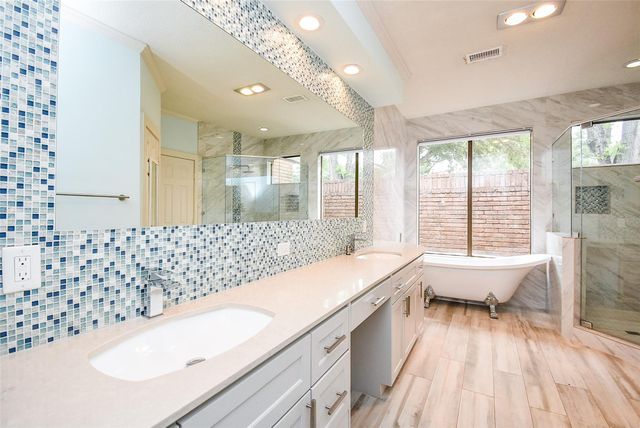 755 Last Arrow Drive, Houston, TX 77079