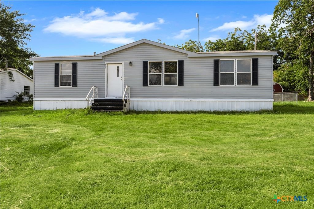 1203 W Main Street, Gatesville, TX 76528