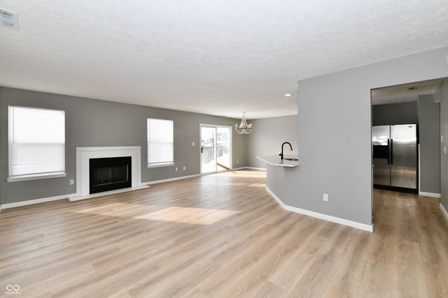 11537 Glenn Abbey Lane, Indianapolis, IN 46235