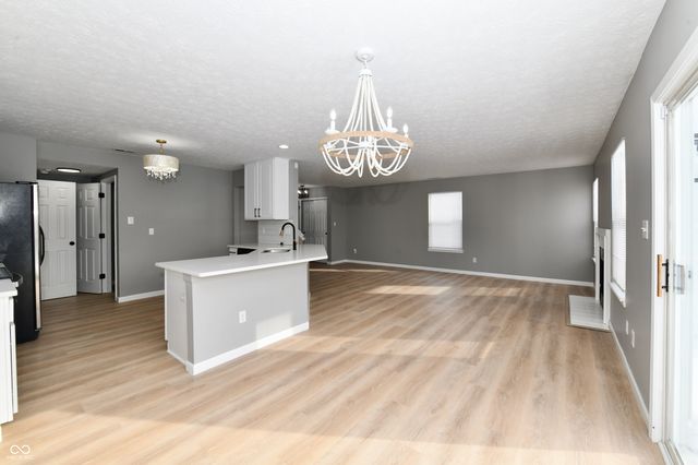 11537 Glenn Abbey Lane, Indianapolis, IN 46235