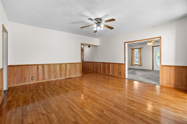 59418 65th Street, Hartford, MI 49057