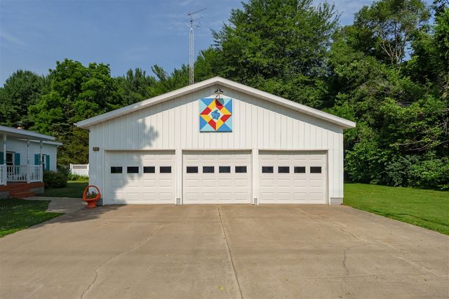 59418 65th Street, Hartford, MI 49057