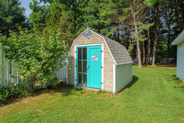59418 65th Street, Hartford, MI 49057