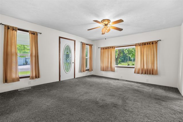 59418 65th Street, Hartford, MI 49057