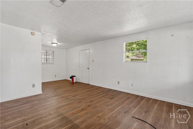 1135 Collins Street, Savannah, GA 31404