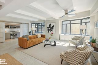 25 W 54th St # 11E # 12F, New York City, NY 10019