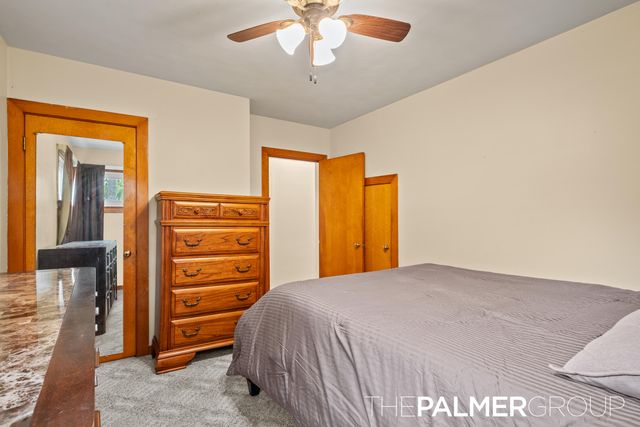 490 17 Mile Road, Tyrone Twp, MI 49330