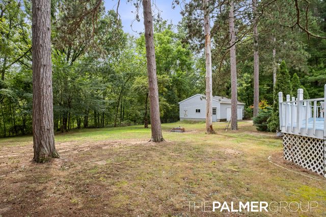 490 17 Mile Road, Tyrone Twp, MI 49330