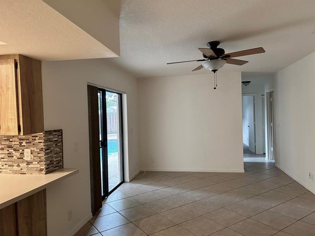 6162 AMBERWOODS Drive, Boca Raton, FL 33433