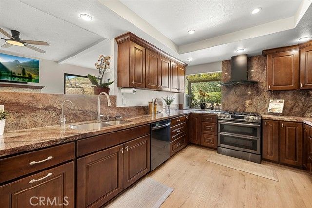 4187 Pepper Avenue, Yorba Linda, CA 92886