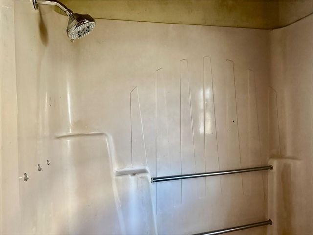 2815 Washington Avenue, Parsons, KS 67357