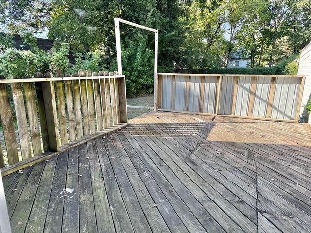 2815 Washington Avenue, Parsons, KS 67357