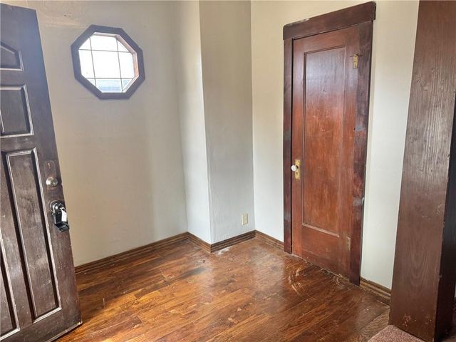 2815 Washington Avenue, Parsons, KS 67357