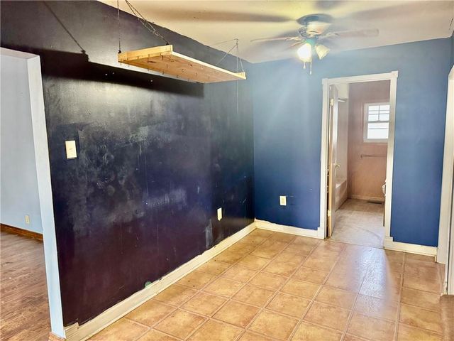 2815 Washington Avenue, Parsons, KS 67357