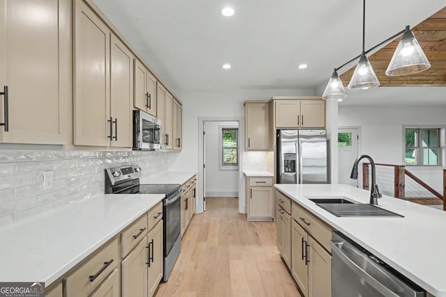 1306 Ramey Mtn Road, Hiawassee, GA 30546