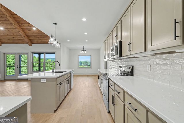 1306 Ramey Mtn Road, Hiawassee, GA 30546