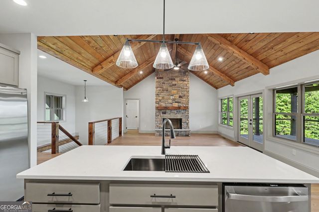 1306 Ramey Mtn Road, Hiawassee, GA 30546
