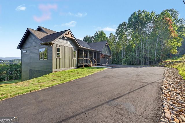 1306 Ramey Mtn Road, Hiawassee, GA 30546
