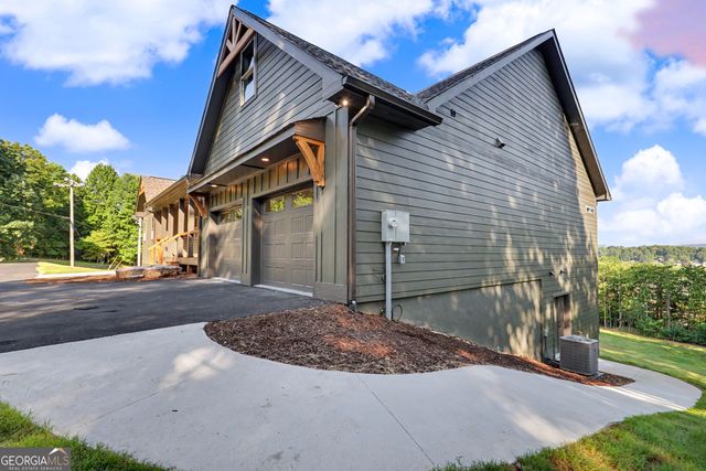 1306 Ramey Mtn Road, Hiawassee, GA 30546