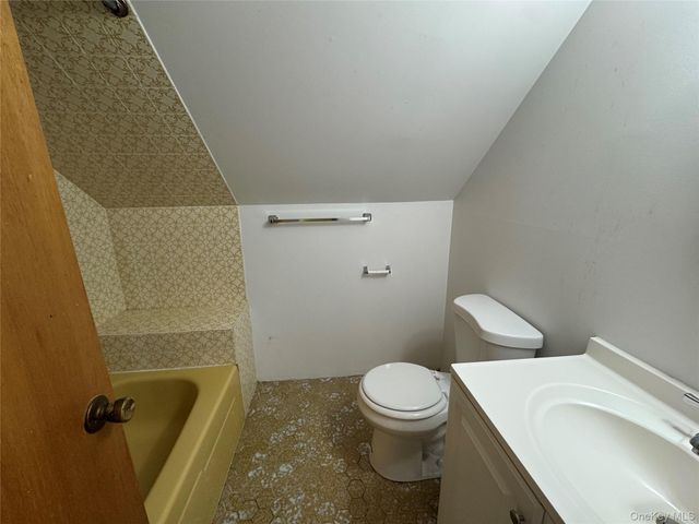 28 Sound Beach Avenue, Bayville, NY 11709