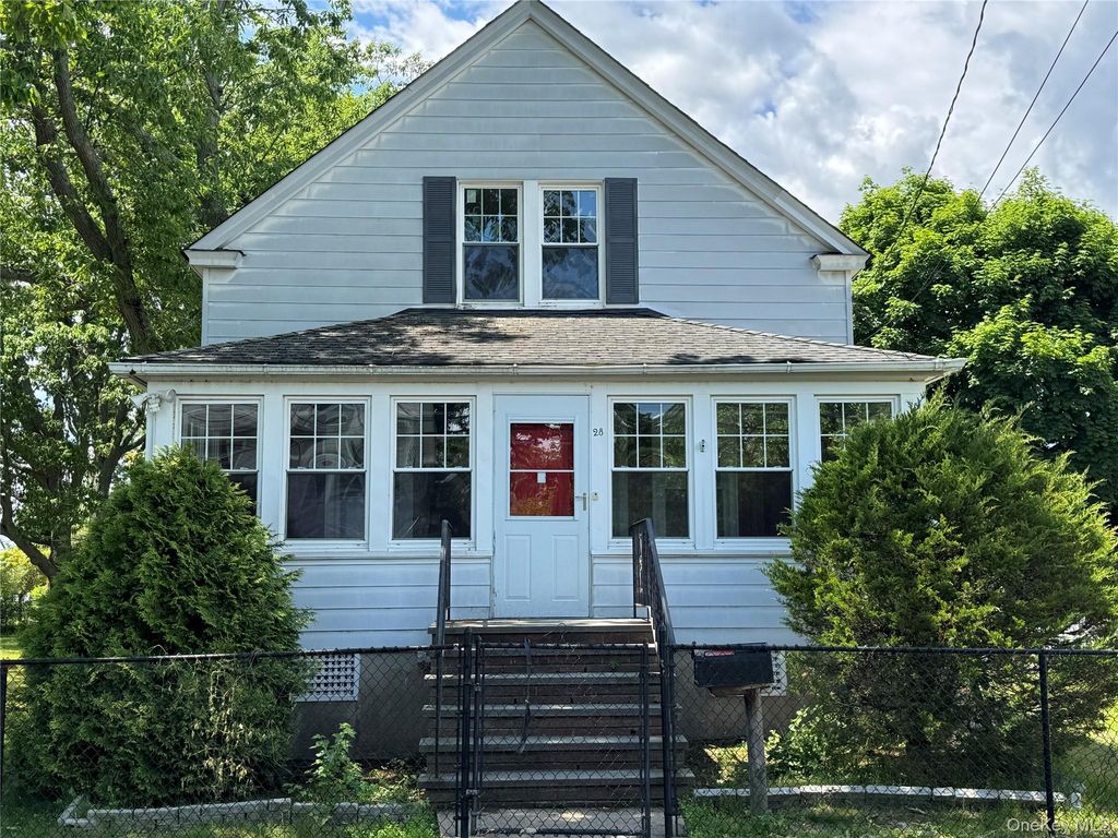 28 Sound Beach Avenue, Bayville, NY 11709