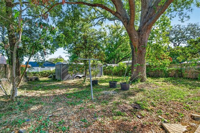 1417 W YUKON STREET, Tampa, FL 33604