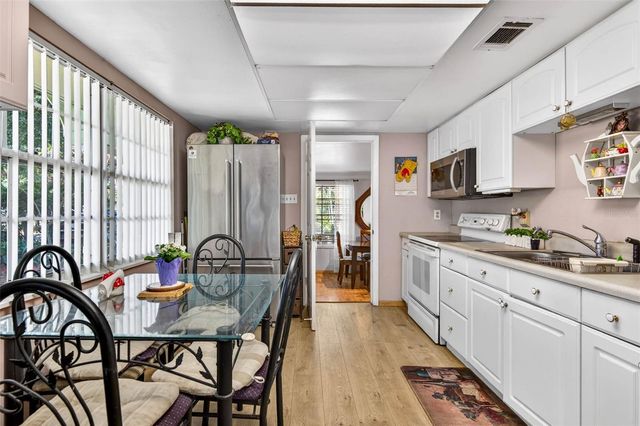 1417 W YUKON STREET, Tampa, FL 33604