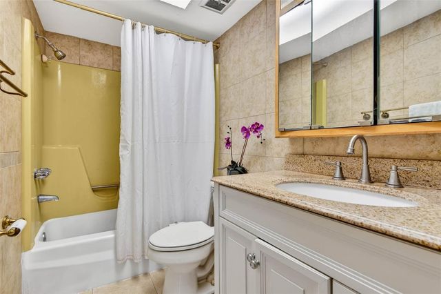 1417 W YUKON STREET, Tampa, FL 33604