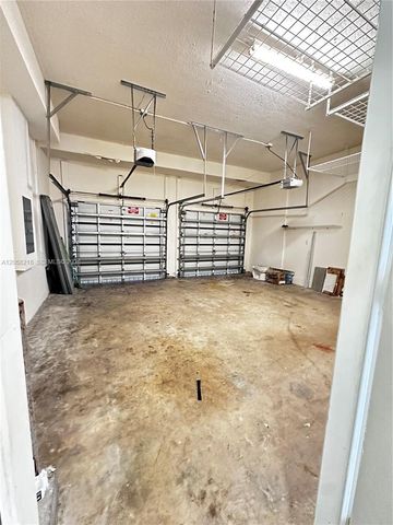 14521 SW 13th Terrace, Miami, FL 33184