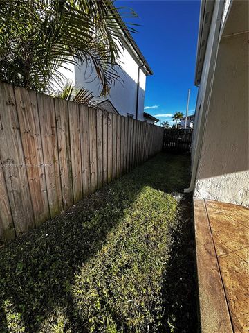 14521 SW 13th Terrace, Miami, FL 33184