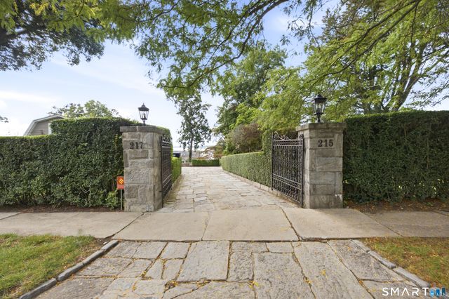 217 Ocean Drive West, Stamford, CT 06902