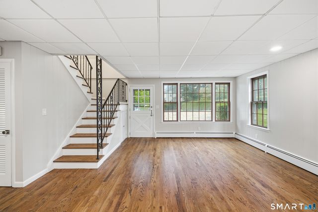217 Ocean Drive West, Stamford, CT 06902