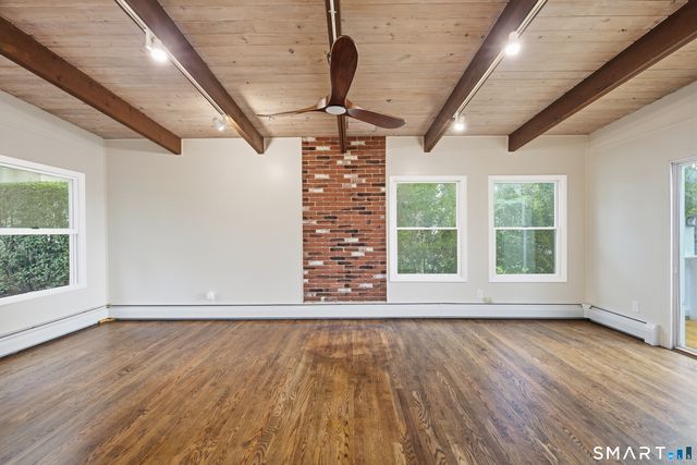 217 Ocean Drive West, Stamford, CT 06902