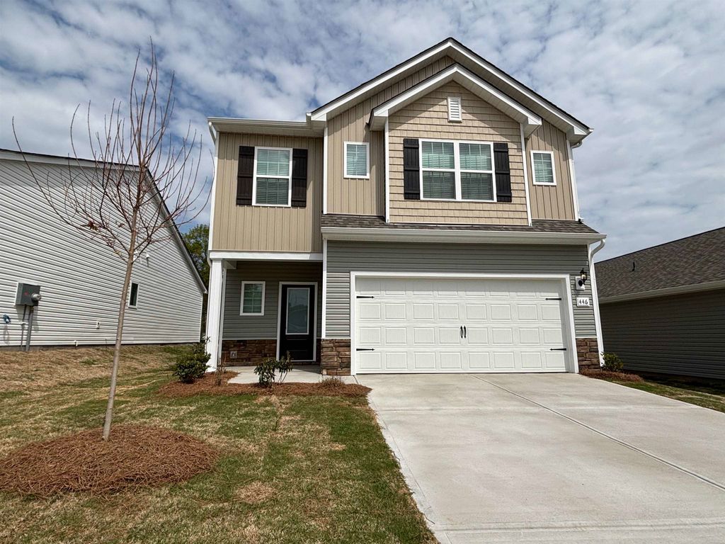 446 West Claywalk Road, Woodruff, SC 29388