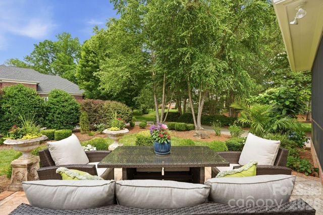 18527 Carnegie Overlook Boulevard, Davidson, NC 28036