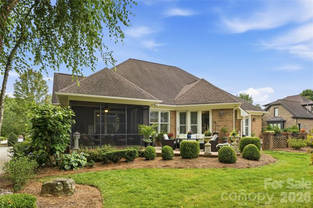 18527 Carnegie Overlook Boulevard, Davidson, NC 28036