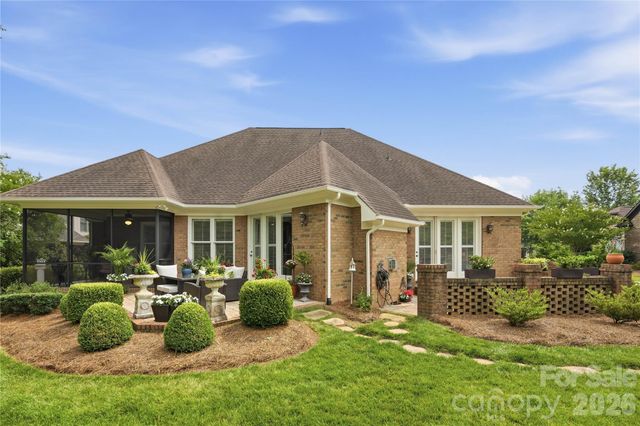 18527 Carnegie Overlook Boulevard, Davidson, NC 28036