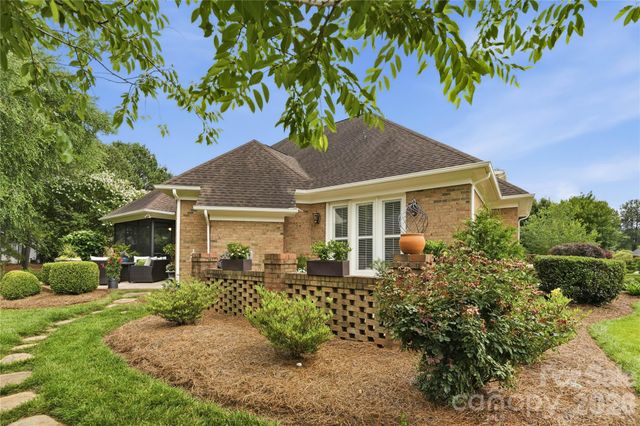 18527 Carnegie Overlook Boulevard, Davidson, NC 28036
