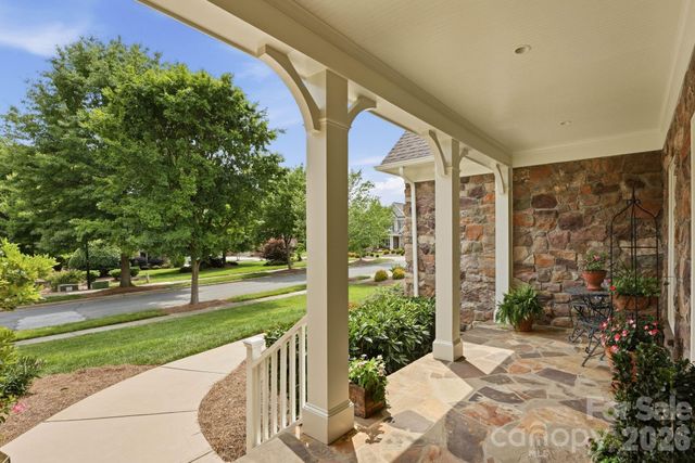 18527 Carnegie Overlook Boulevard, Davidson, NC 28036