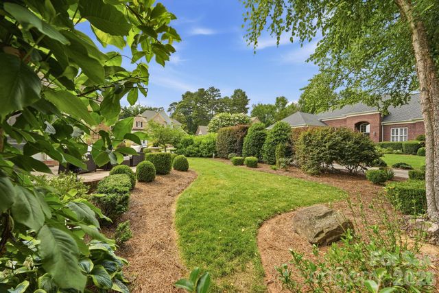 18527 Carnegie Overlook Boulevard, Davidson, NC 28036