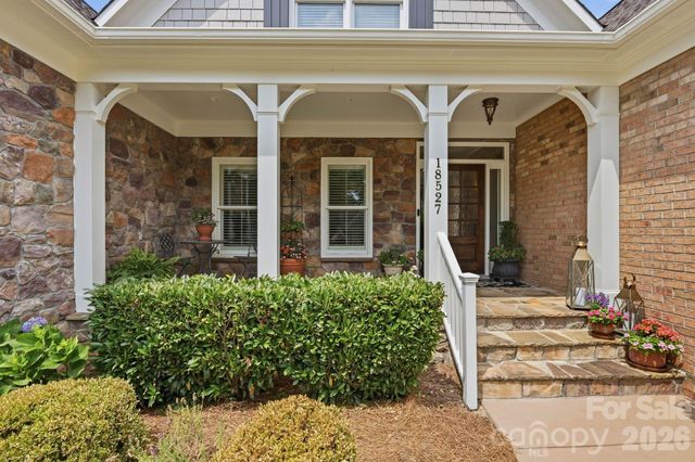 18527 Carnegie Overlook Boulevard, Davidson, NC 28036