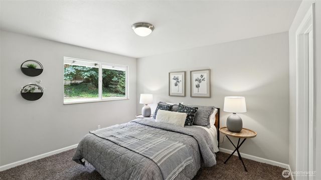 21213 122nd Place SE, Kent, WA 98031