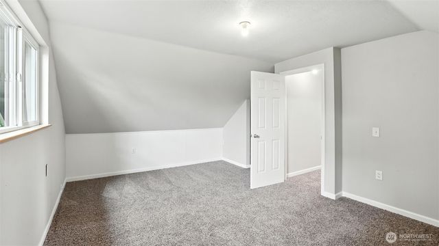 21213 122nd Place SE, Kent, WA 98031
